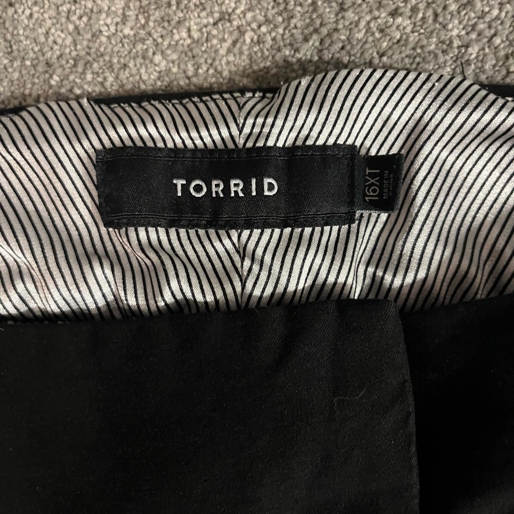 Torrid woman’s‎ work dress pants - Picture 4 of 8